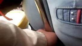 Giovani amici tette  ...
