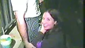 Sexy mamma in piccol ...